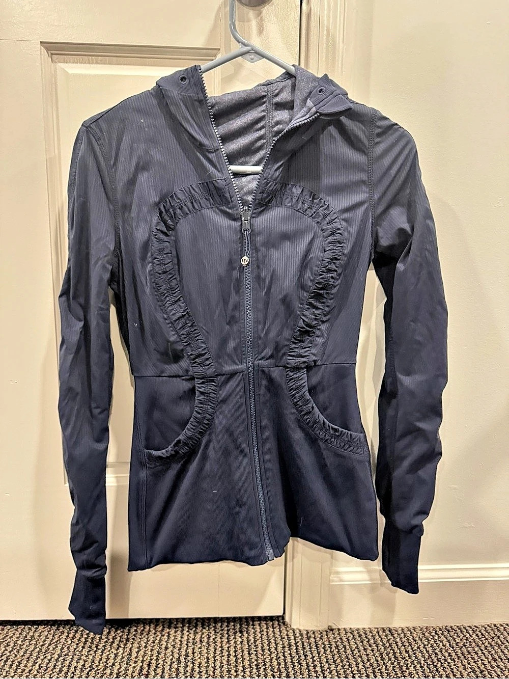 lululemon Nulu Hooded Define Jacket *Ruched navy